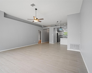 23418 Summer Pine Drive - Photo Thumbnail 10