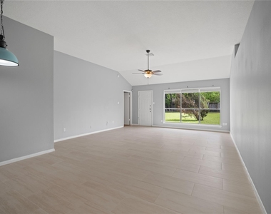 23418 Summer Pine Drive - Photo Thumbnail 9