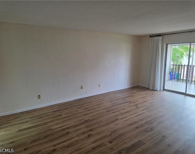 198 Joel Boulevard - Photo Thumbnail 4