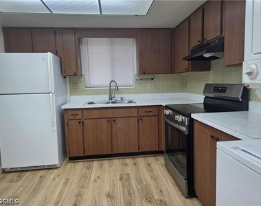 198 Joel Boulevard - Photo Thumbnail 6