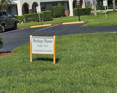 1107 S Loop Boulevard - Photo Thumbnail 14