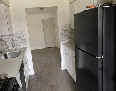 9322 Nyssa Street - Photo Thumbnail 4