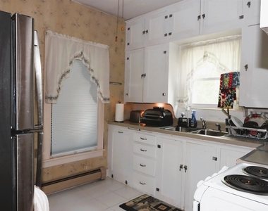 429 Main - Photo Thumbnail 10