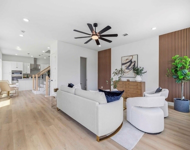 3103 Lelia Street - Photo Thumbnail 5