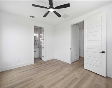3103 Lelia Street - Photo Thumbnail 16