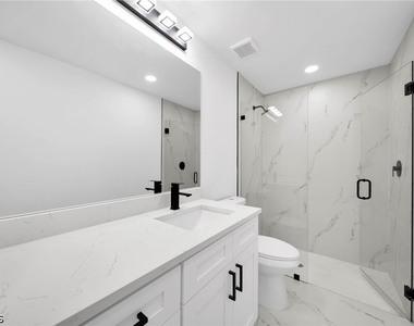 4985 Fairway Ct - Photo Thumbnail 9