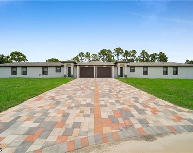 4986 Fairway Ct - Photo Thumbnail 1
