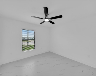 4984 Fairway Court - Photo Thumbnail 5