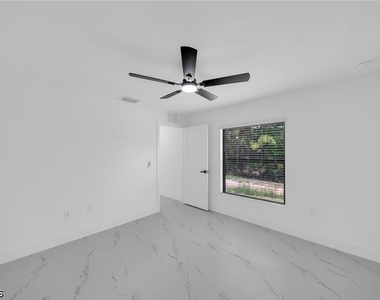 4984 Fairway Court - Photo Thumbnail 13
