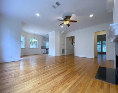 3024 Rice Boulevard - Photo Thumbnail 11