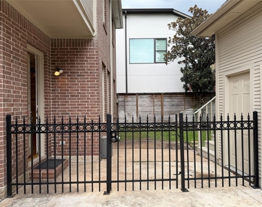3024 Rice Boulevard - Photo Thumbnail 37