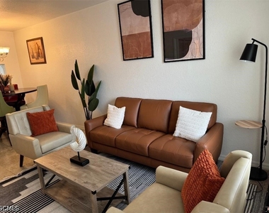 8313 Bernwood Cove Loop - Photo Thumbnail 2