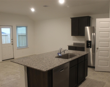 1142 Appaloosa Lane - Photo Thumbnail 3