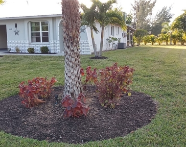 3834 Sw 16th Place - Photo Thumbnail 2