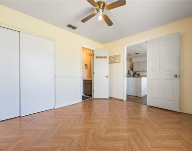 220 Oakmont Parkway - Photo Thumbnail 46