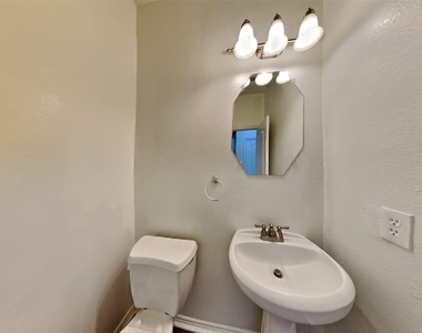 2013 Briar Grove Drive - Photo Thumbnail 5