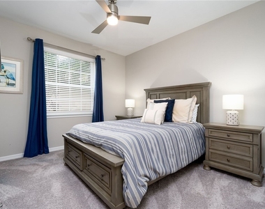 9389 Pocida Court - Photo Thumbnail 15