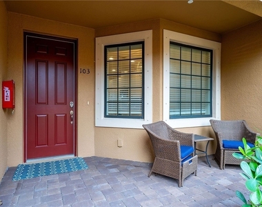 9389 Pocida Court - Photo Thumbnail 20