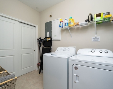 9389 Pocida Court - Photo Thumbnail 18