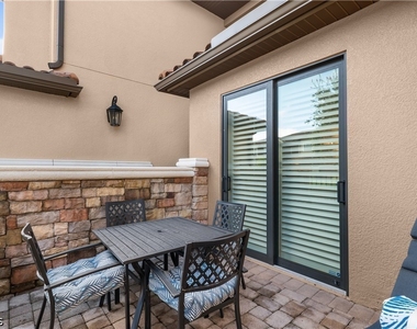 8760 Bellano Court - Photo Thumbnail 12