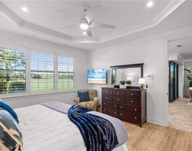 8760 Bellano Court - Photo Thumbnail 14