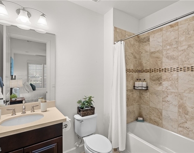8760 Bellano Court - Photo Thumbnail 17