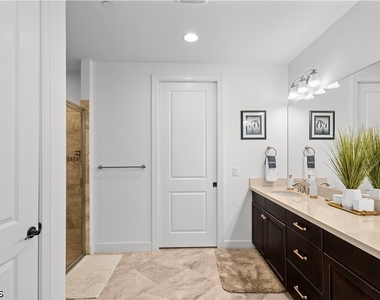8760 Bellano Court - Photo Thumbnail 15