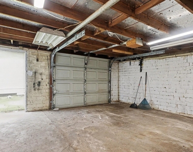 12 E Homan Street - Photo Thumbnail 18