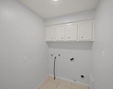 22202 Cimarron Parkway - Photo Thumbnail 8