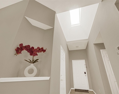 8123 Solara Bend - Photo Thumbnail 2