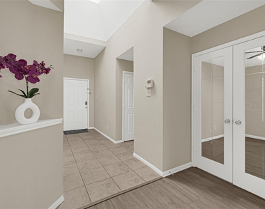 8123 Solara Bend - Photo Thumbnail 1