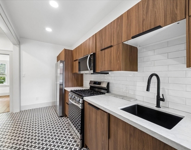 2408 White Oak Drive - Photo Thumbnail 2