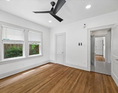 2408 White Oak Drive - Photo Thumbnail 9