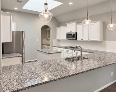 4118 Sabatini Court - Photo Thumbnail 5