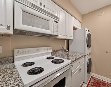 2120 Wilcrest Drive - Photo Thumbnail 13