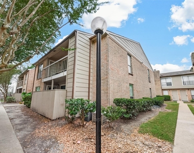 2120 Wilcrest Drive - Photo Thumbnail 2