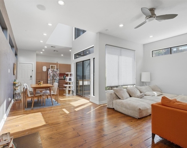 1326 W 24th Street - Photo Thumbnail 1