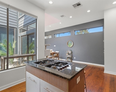 1326 W 24th Street - Photo Thumbnail 9