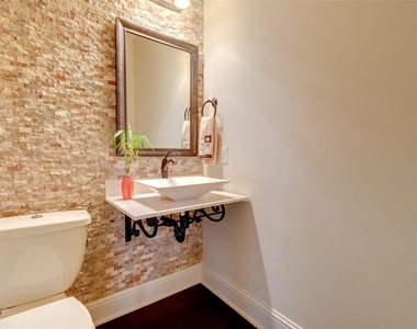 10307 Latta Creek Drive - Photo Thumbnail 44