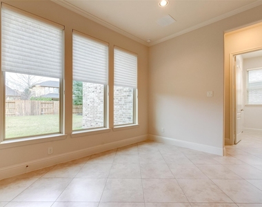 10307 Latta Creek Drive - Photo Thumbnail 19