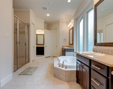 10307 Latta Creek Drive - Photo Thumbnail 35