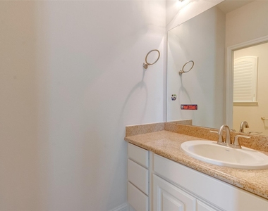 10307 Latta Creek Drive - Photo Thumbnail 38