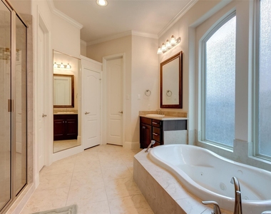 10307 Latta Creek Drive - Photo Thumbnail 36
