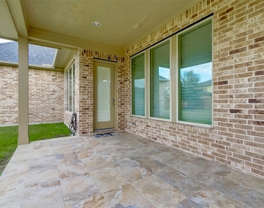 10307 Latta Creek Drive - Photo Thumbnail 47