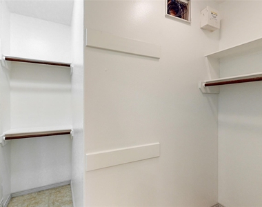 3419 Home Street - Photo Thumbnail 21