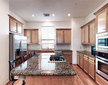 3419 Home Street - Photo Thumbnail 6