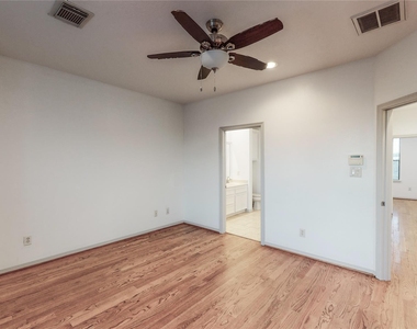 3419 Home Street - Photo Thumbnail 18
