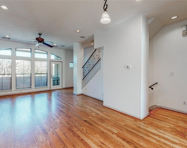 3419 Home Street - Photo Thumbnail 13