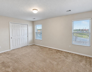 12102 Kings Fall Drive - Photo Thumbnail 19