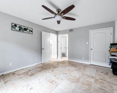 2575 Marilee Lane - Photo Thumbnail 13